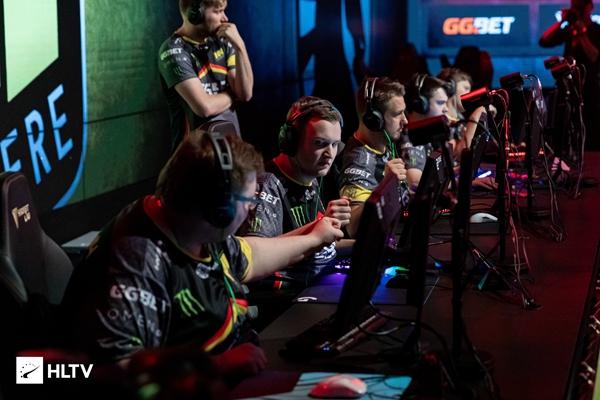 多不利因素 多不利因素