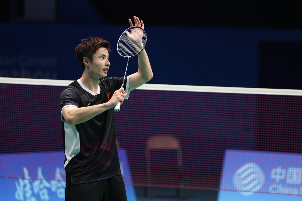 一边是IG 一边是IG